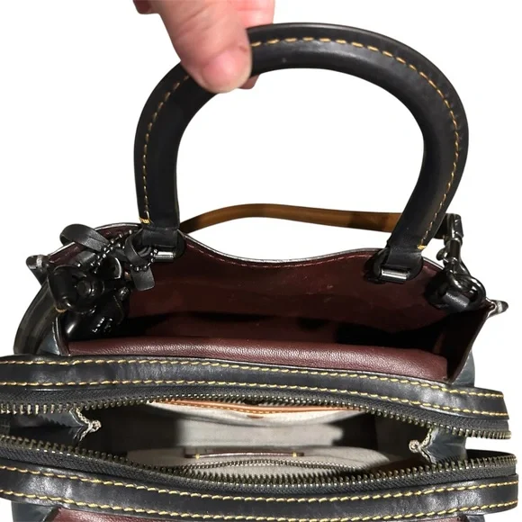 Coach Gray Heart Keith hating rogue bag 25 Embellished Women's Bag - Picture 6 of 16